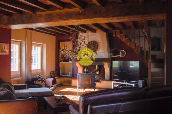 longère avec dépendances et terrain