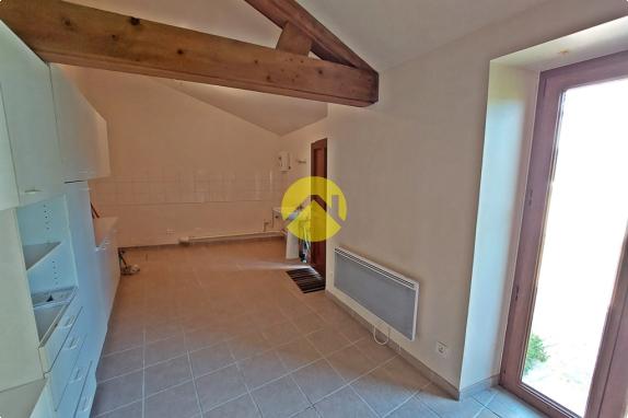 RÉNOVÉE, ÉQUIPÉE P.M.R. + Terrain