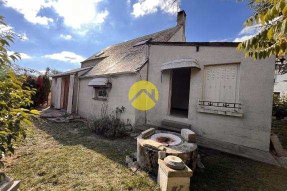 MAISON INDEPENDANTE AVEC JARDIN