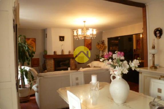 MAISON INDEPENDANTE AVEC JARDIN