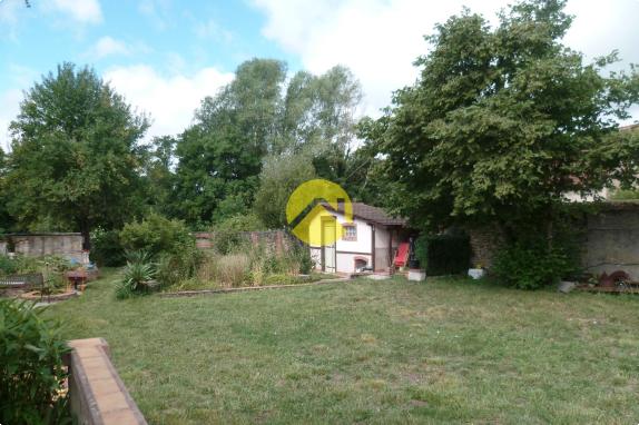 BELLE MAISON DE CAMPAGNE