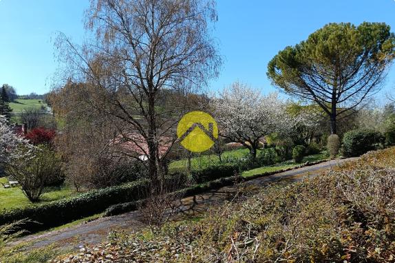 Belle maison vue dominante