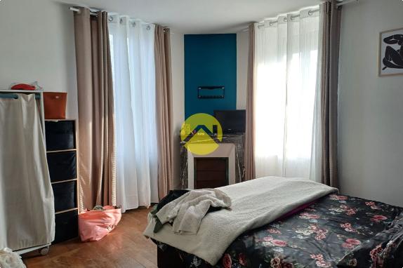 MAISON 90 M2 TERRAIN ET GARAGE