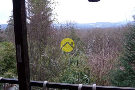 Maison entre nature et centre bourg