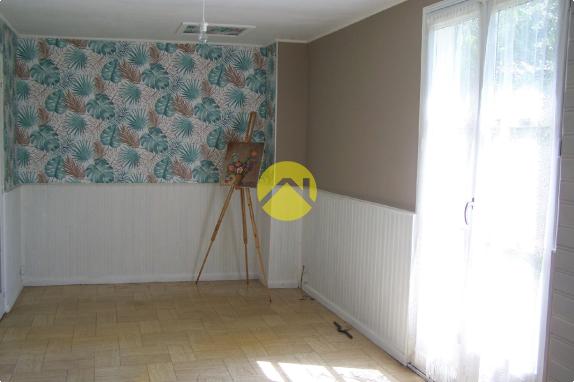 MAISON INDEP. INTERIEUR A RENOVER