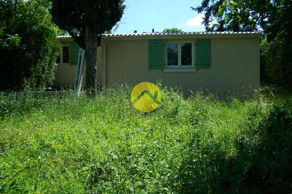 MAISON INDEP. INTERIEUR A RENOVER