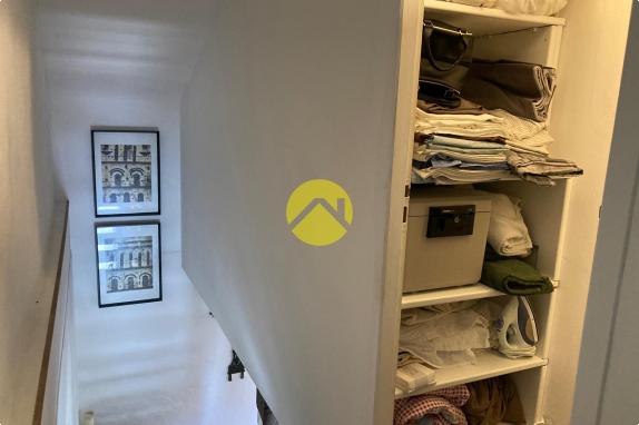 Maison perigourdine avec hangar 