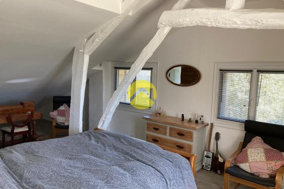 Maison perigourdine avec hangar 