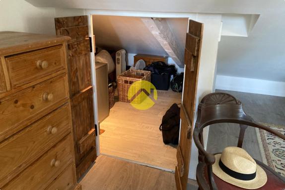 Maison perigourdine avec hangar 