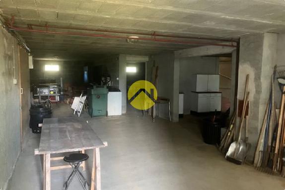 Beau terrain avec vue