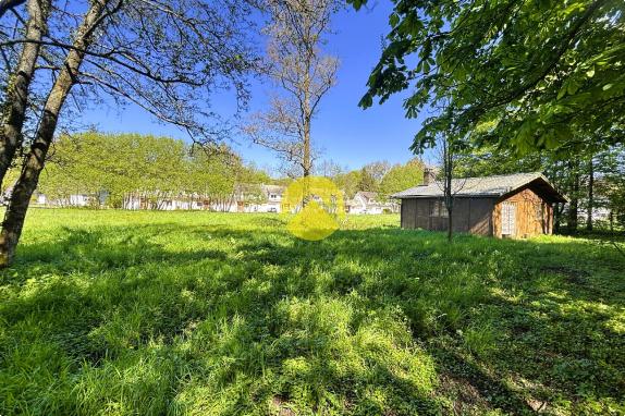 Chalet avec terrain constuctible