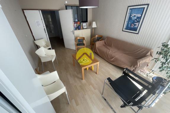 Appartement / Immeuble Bourges, 4 pièces à vendre