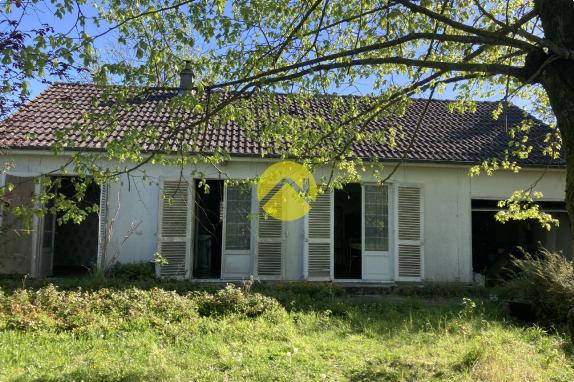 Maison / Pavillon Blet, 3 pièces à louer