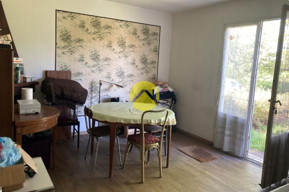 PAVILLON 3 PIECES SUR BLET