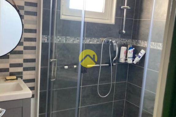 Pavillon sur s/-sol  3 Ch