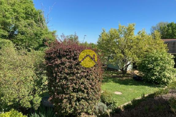 Pavillon sur s/-sol  3 Ch