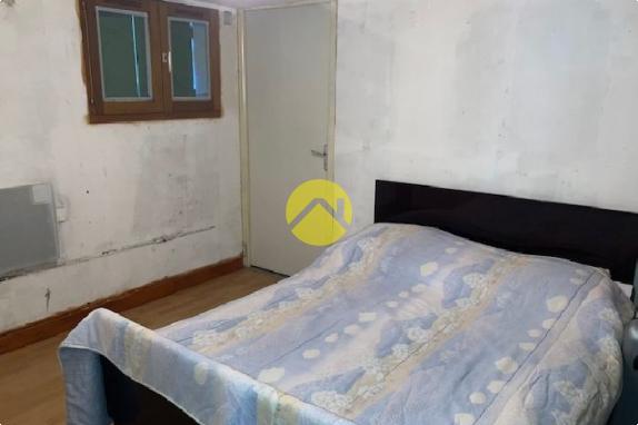 Pavillon sur s/-sol  3 Ch