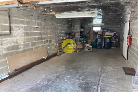 Pavillon sur s/-sol  3 Ch