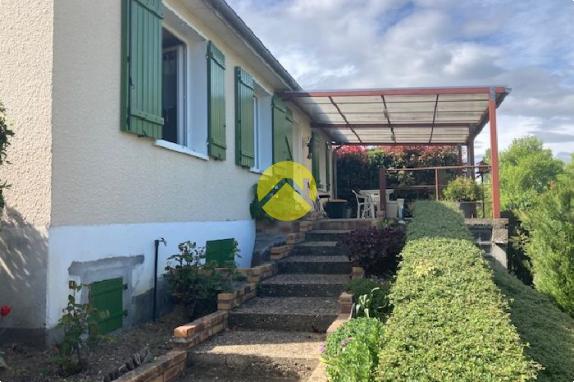 Pavillon sur s/-sol  3 Ch