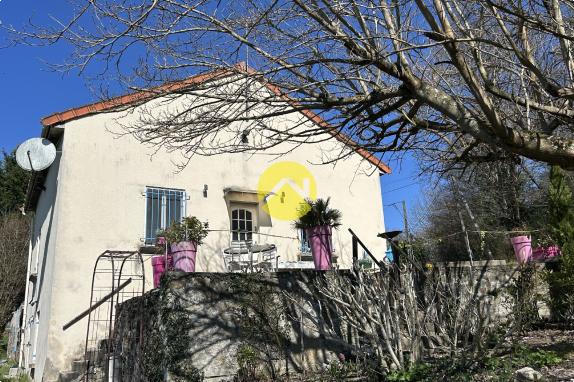 MAISON RENOVEE VUE A LA CAMPAGNE