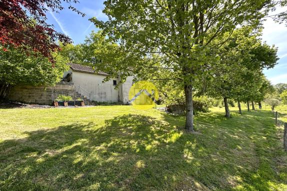 MAISON RENOVEE VUE A LA CAMPAGNE