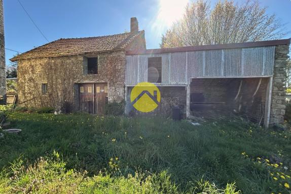 ANCIENNE MAISON EN PIERRE ET PARC 