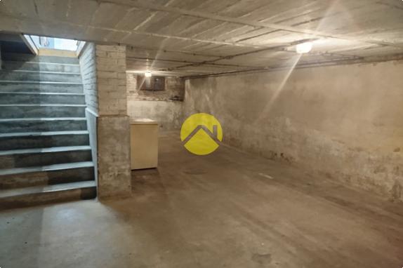 Local commercial libre d'activité