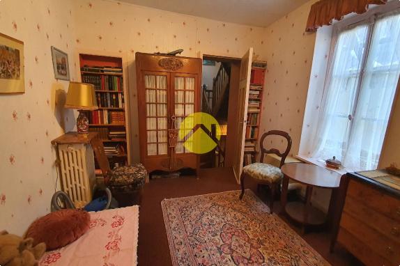 Maison de bourg avec garage 