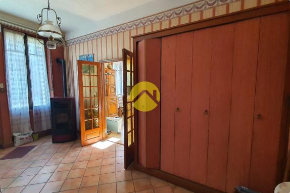 Maison de bourg avec garage 