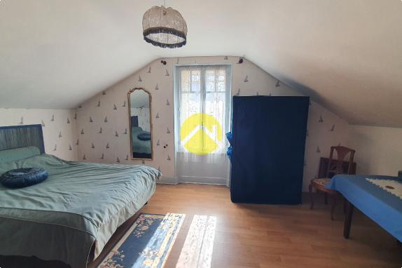 Maison de bourg avec garage 