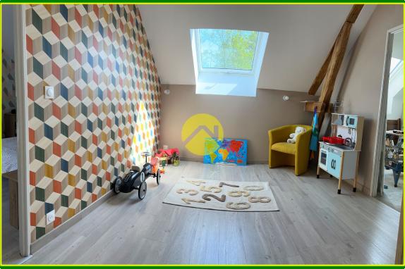 MAISON 4 CHAMBRES ET DEPENDANCES