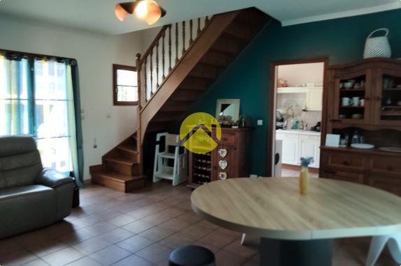 BELLE MAISON EN CENTRE VILLE 