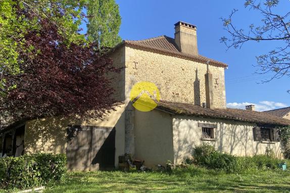 Belle maison en pierre