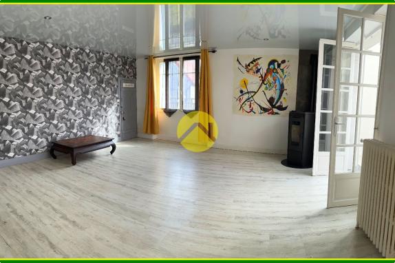 Maison 4 Chambres + Local