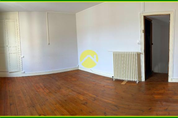 Maison 4 Chambres + Local