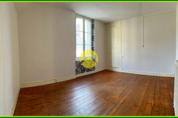 Maison 4 Chambres + Local