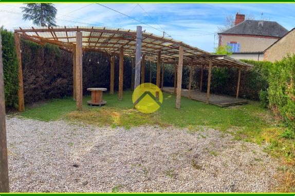 Maison 4 Chambres + Local