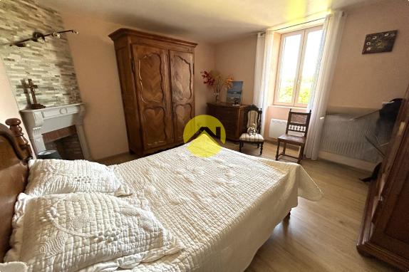 MAISON DE BOURG HABITABLE DE SUITE