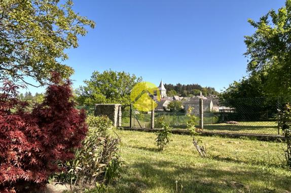 MAISON DE BOURG HABITABLE DE SUITE
