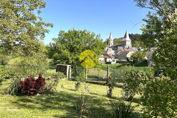 MAISON DE BOURG HABITABLE DE SUITE