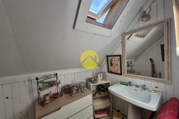 Maison 180m ²  et terrain 1545 m²