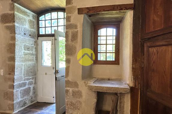 ANCIENNE DEMEURE
