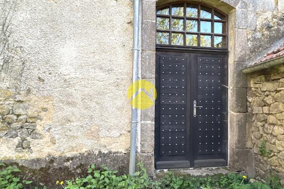 ANCIENNE DEMEURE