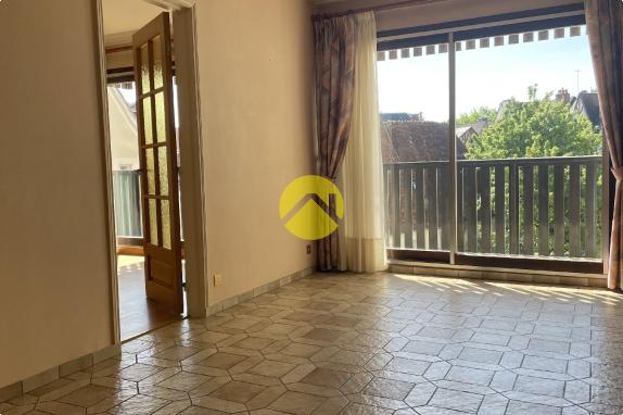 APPARTEMENT RUE MIREBEAU