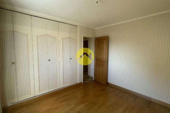 APPARTEMENT RUE MIREBEAU