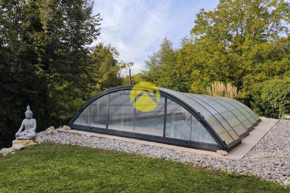 Longère 212m².Dépendances 450m²