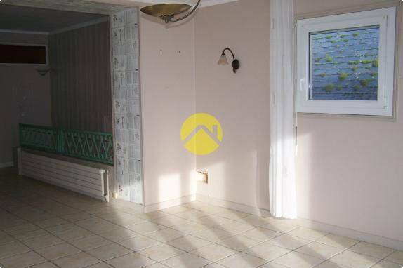 MAISON DE VILLE RENOVEE AVEC GOUT