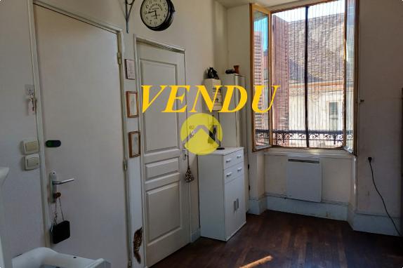 IMMEUBLE DE RAPPORT (Rdt 15 %)