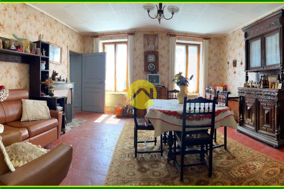 LONGERE 2 Chambres
