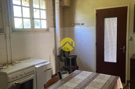 Jolie maison dans un village dynami